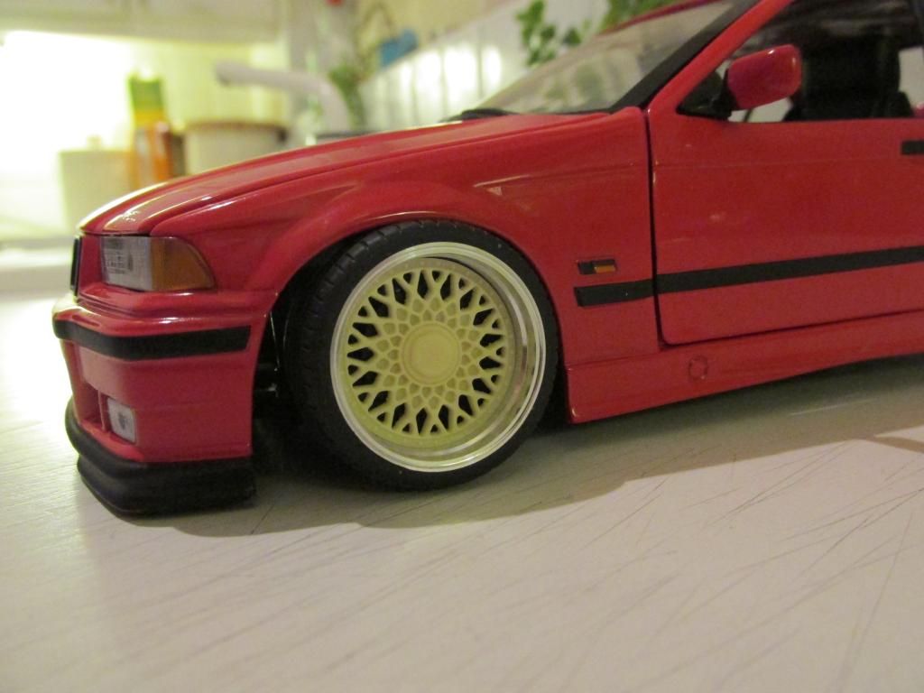 UT models 1996 Bmw 318is Now Finished | DiecastXchange Forum