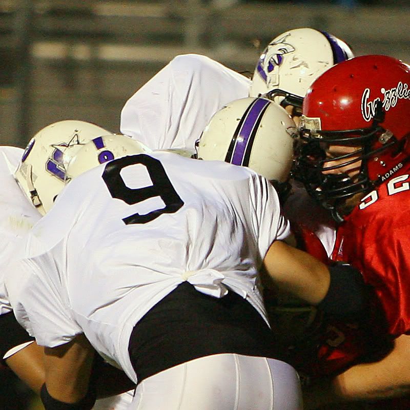 IMAGE: http://i89.photobucket.com/albums/k206/downhillnews/9samplecrop1.jpg