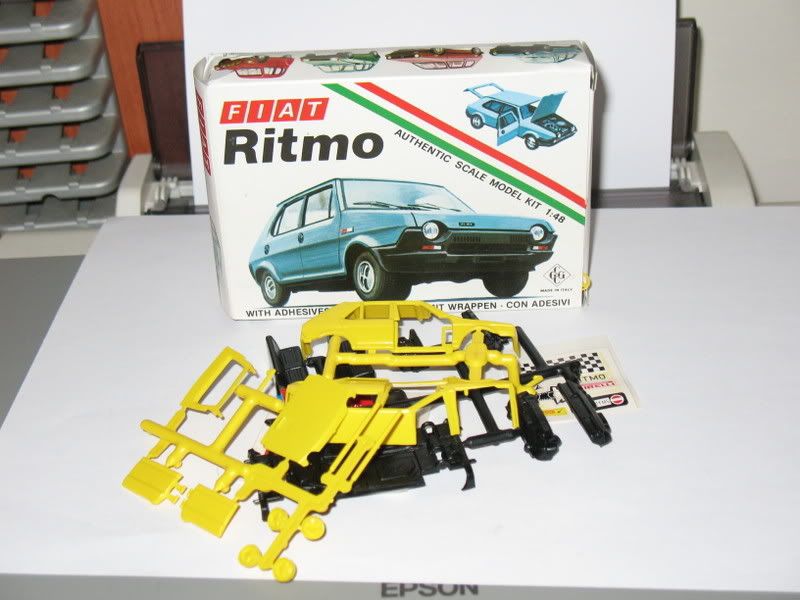 Flusso GT CAPRI CORTINA ESCORT MK1 MK2 FIESTA MK1 Ingresso Valvola Set X4 FORD 1,6 X