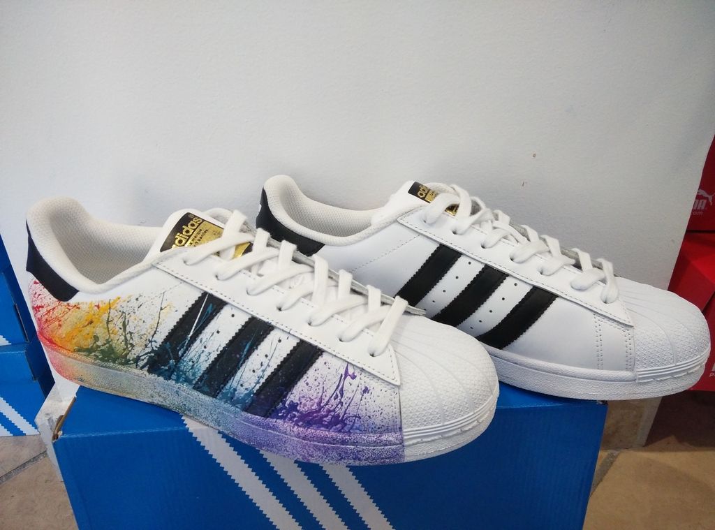 adidas arcobaleno