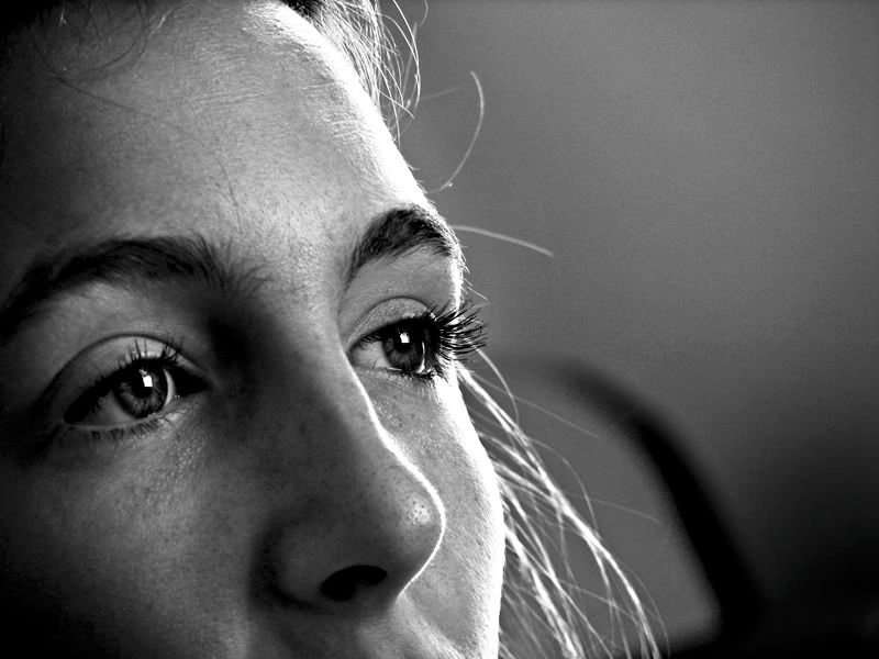 IMAGE: http://i89.photobucket.com/albums/k214/alexR931/mckbwlomoresized.jpg