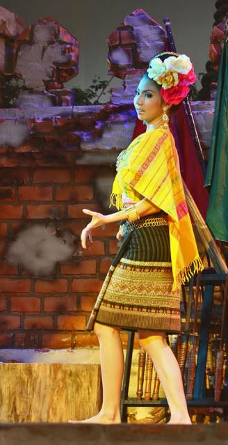 IMAGE: http://i89.photobucket.com/albums/k215/RUSS-D/1735e3ec.jpg