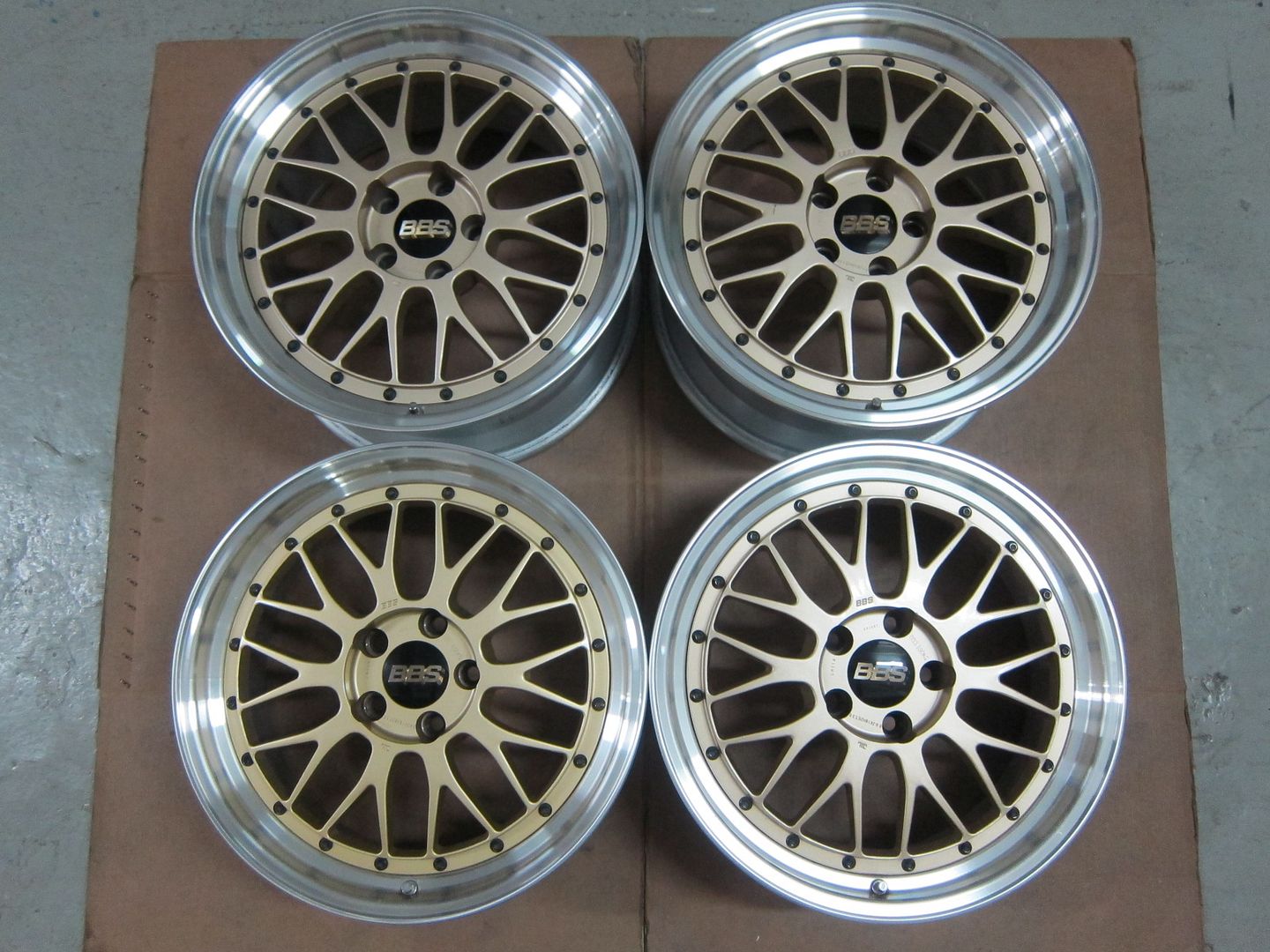 http://i89.photobucket.com/albums/k217/Rexchris66/JDM%20Wheelsssssssss%203/BBS%20LM%20-%2024%20Jun%202014/IMG_5148_zps822d7c45.jpg