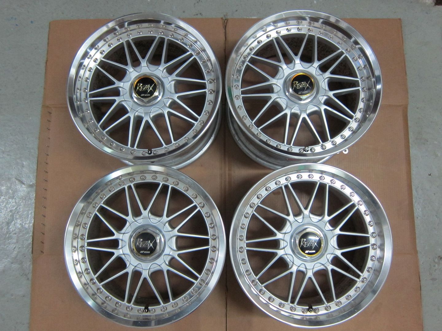 http://i89.photobucket.com/albums/k217/Rexchris66/JDM%20Wheelsssssssss%203/Work%20Rezax%20I%20-%201%20Nov%202013/IMG_6569_zps154532d0.jpg