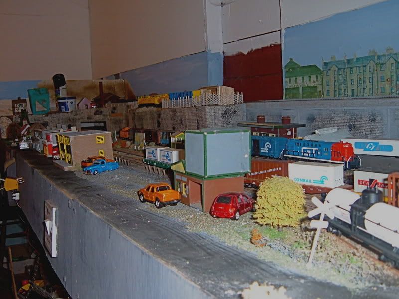 2005_0617trainlayout050001.jpg