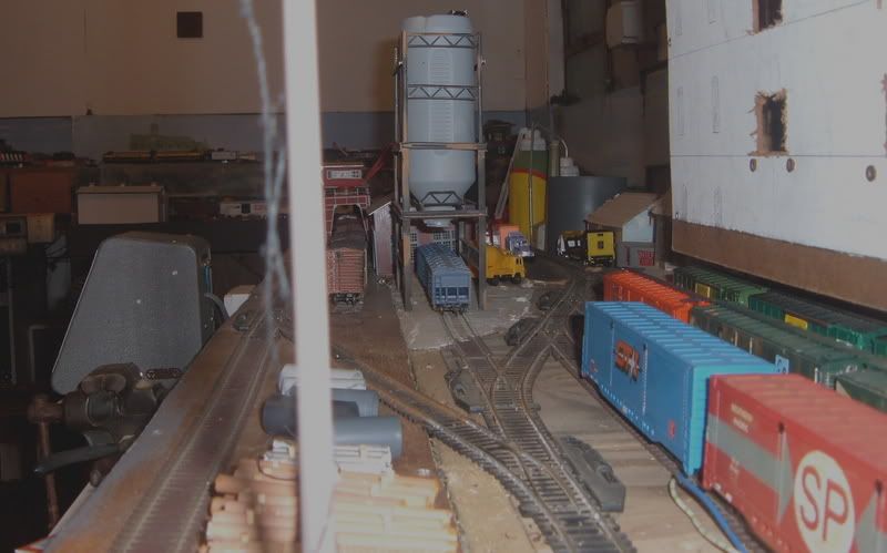 2005_0617trainlayout050016.jpg