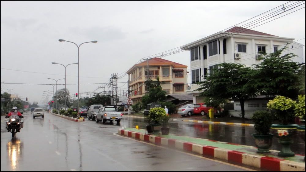 fb20110423Vientiane130.jpg