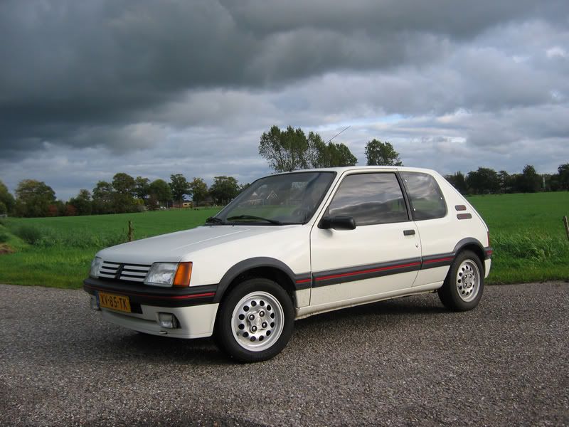 peuggti14.jpg